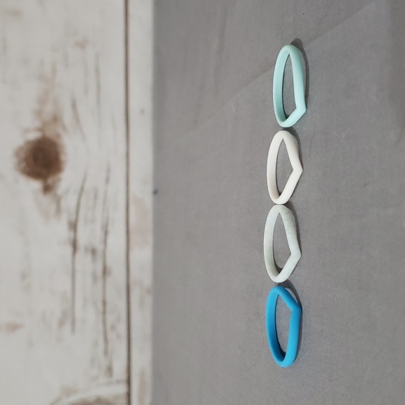 $ Thunderfit Womens Silicon Rings - Size 8 NWOT - Picture 1 of 4